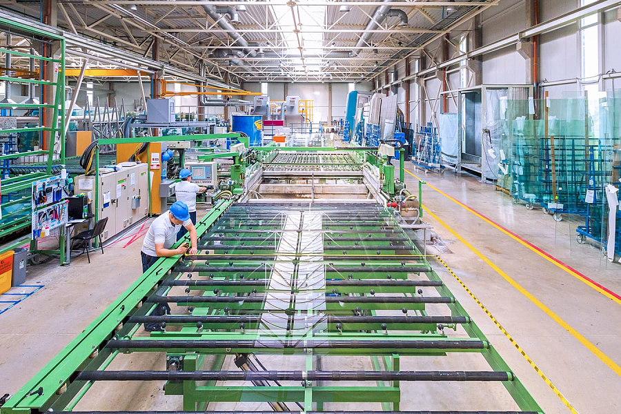 Edge treatment: grinding, polishing, bevelling Edge treatment: grinding, polishing, bevelling